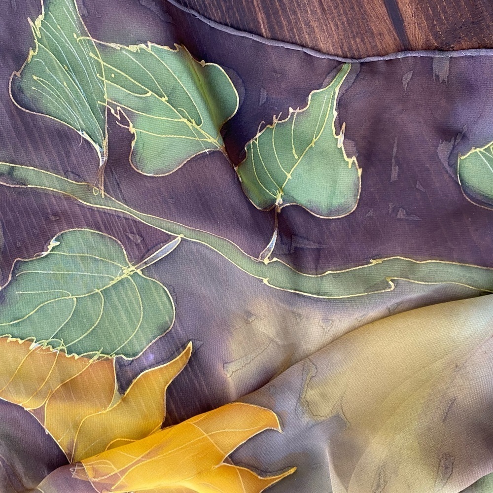 Vintage sunflowers handpainted silk chiffon scarf - Picture 8 of 8